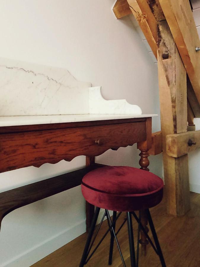 Chambres D'Hotes Quatre Mains Saint-Priest-des-Champs ภายนอก รูปภาพ